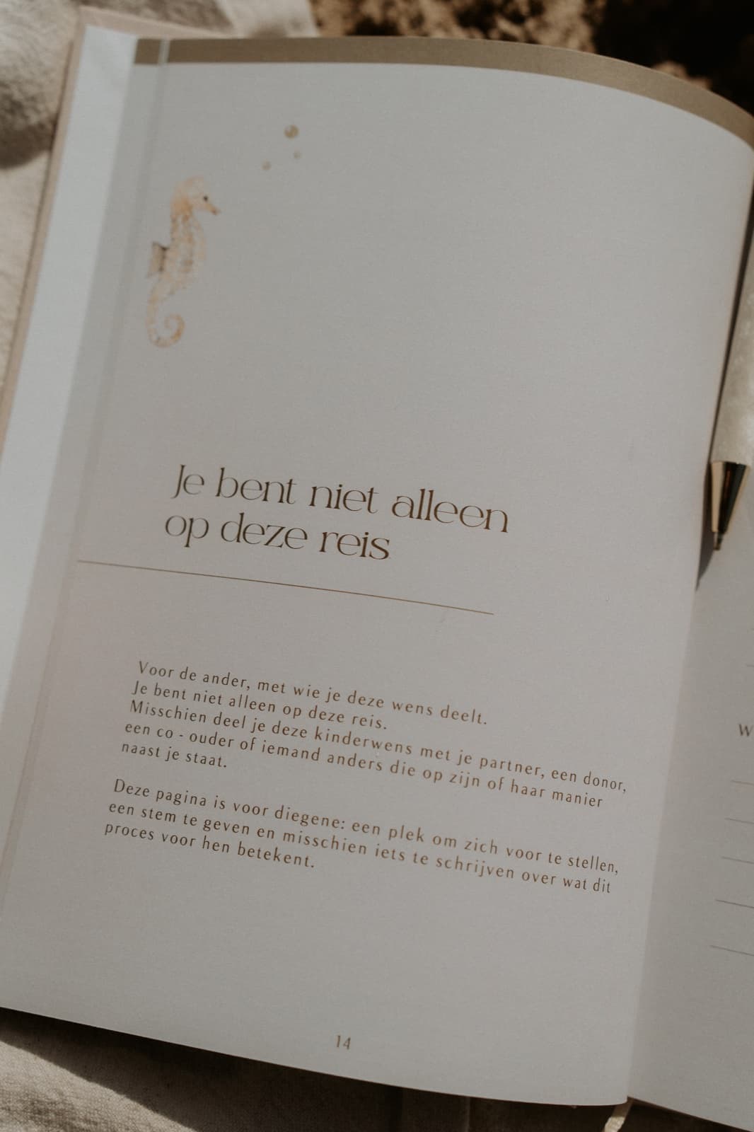 Spread met de boodschap 'Je bent niet alleen op deze reis'