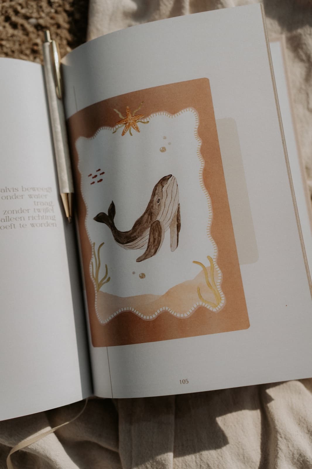 Spread met de walvis-illustratie